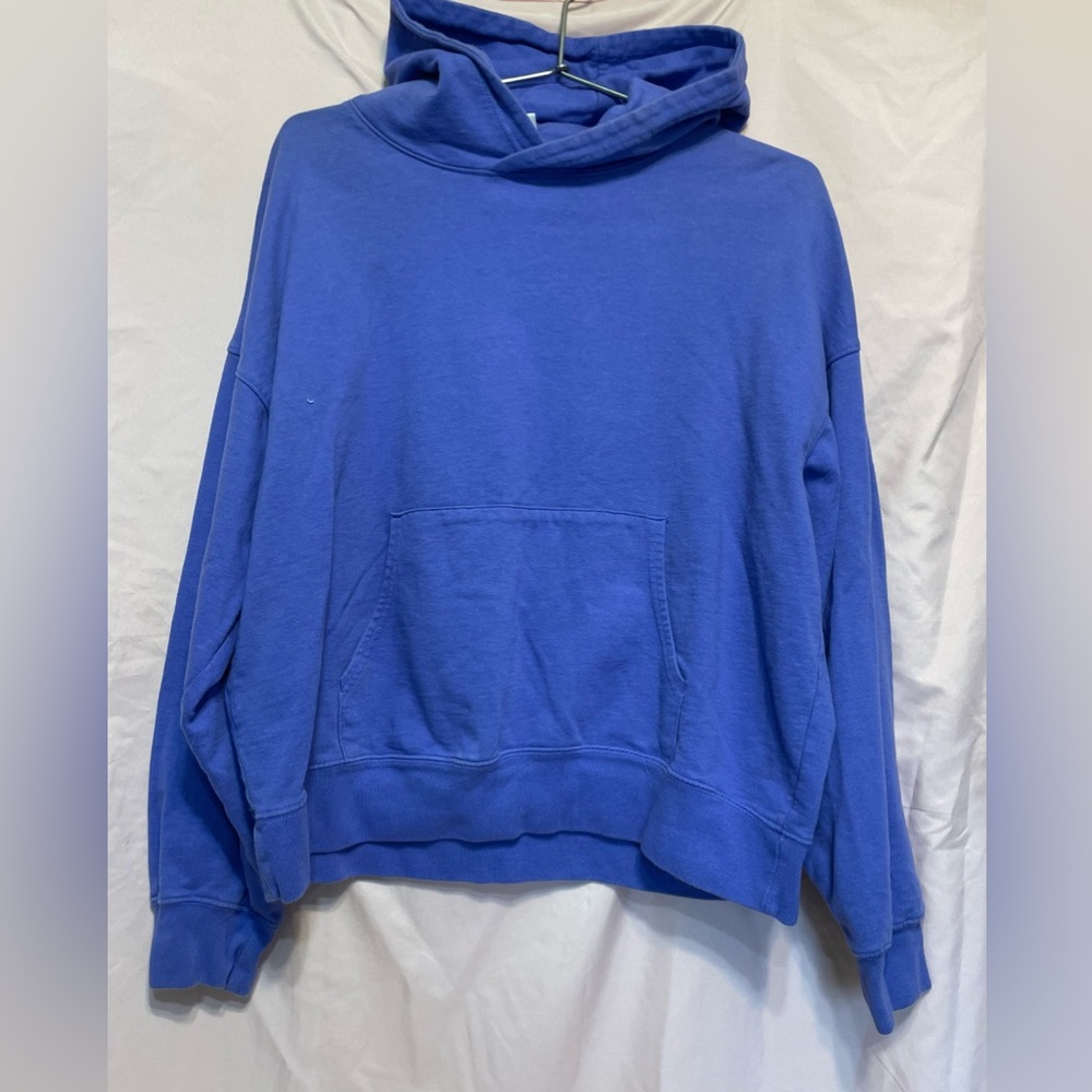 Arizona Hoodie. Purplish/blue color. Size large